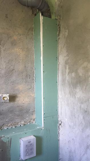 Груби водоинсталатерски радови · разне позиције: развод, вођење цеви, штемовање и припрема за облогу, фотографија 5 од 10